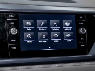 Volkswagen Taos  2024 à St-Jérôme, Québec - 17 - w320h240px