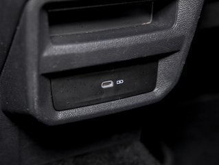 Volkswagen Taos  2024 à St-Jérôme, Québec - 28 - w320h240px