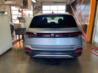 Volkswagen Taos  2025 à St-Jérôme, Québec - 6 - w320h240px