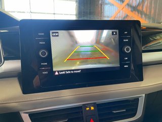 Volkswagen Taos  2025 à St-Jérôme, Québec - 14 - w320h240px