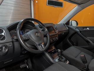 2017 Volkswagen Tiguan in St-Jérôme, Quebec - 2 - w320h240px