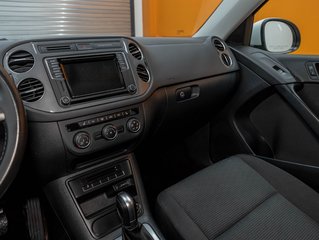 2017 Volkswagen Tiguan in St-Jérôme, Quebec - 17 - w320h240px