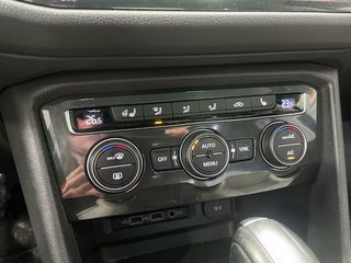 Volkswagen Tiguan  2018 à St-Jérôme, Québec - 14 - w320h240px