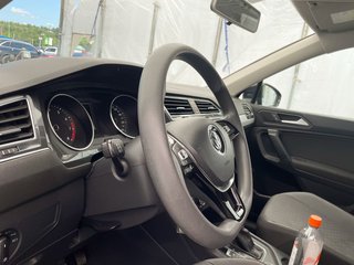 2019 Volkswagen Tiguan in St-Jérôme, Quebec - 3 - w320h240px