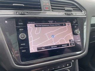 Volkswagen Tiguan  2021 à St-Jérôme, Québec - 4 - w320h240px
