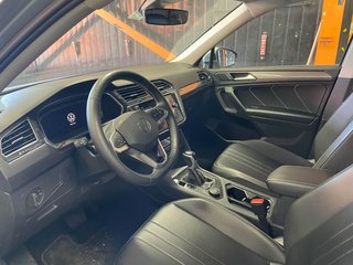 Volkswagen Tiguan  2022 à St-Jérôme, Québec - 4 - w320h240px