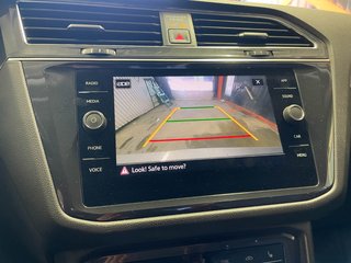 Volkswagen Tiguan  2022 à St-Jérôme, Québec - 16 - w320h240px