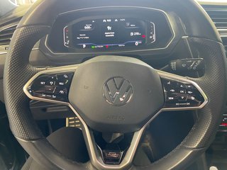 2022 Volkswagen Tiguan in St-Jérôme, Quebec - 14 - w320h240px