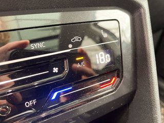 Volkswagen Tiguan  2024 à St-Jérôme, Québec - 16 - w320h240px