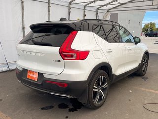2020 Volvo XC40 in St-Jérôme, Quebec - 9 - w320h240px