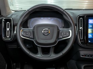 Volvo XC40  2021 à St-Jérôme, Québec - 14 - w320h240px