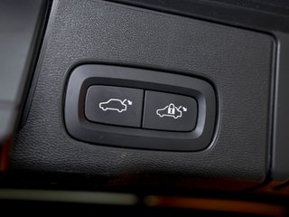 2022 Volvo XC60 Recharge in St-Jérôme, Quebec - 35 - w320h240px