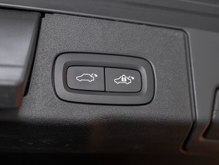 Volvo XC60  2018 à St-Jérôme, Québec - 32 - w320h240px