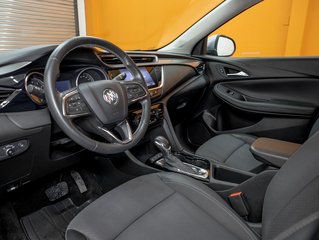 Buick Encore GX  2023 à St-Jérôme, Québec - 2 - w320h240px