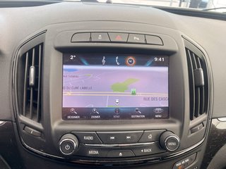 2015 Buick Regal in St-Jérôme, Quebec - 4 - w320h240px