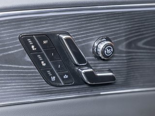 Cadillac LYRIQ  2024 à St-Jérôme, Québec - 24 - w320h240px