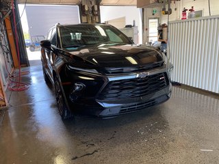 Chevrolet Blazer  2025 à St-Jérôme, Québec - 12 - w320h240px