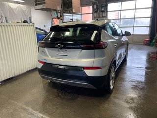 2022 Chevrolet Bolt EUV in St-Jérôme, Quebec - 8 - w320h240px