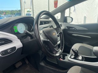 2019 Chevrolet Bolt EV in St-Jérôme, Quebec - 3 - w320h240px