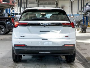 2027 Chevrolet Bolt in St-Jérôme, Quebec - 8 - w320h240px