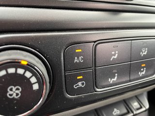 2017 Chevrolet Colorado in St-Jérôme, Quebec - 13 - w320h240px
