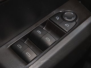 2025 Chevrolet Colorado in St-Jérôme, Quebec - 25 - w320h240px