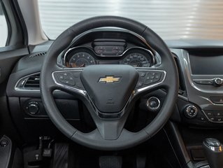 Chevrolet Cruze  2018 à St-Jérôme, Québec - 12 - w320h240px