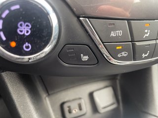 2019 Chevrolet Cruze in St-Jérôme, Quebec - 12 - w320h240px