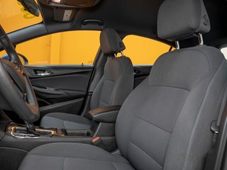 2019 Chevrolet Cruze in St-Jérôme, Quebec - 12 - w320h240px
