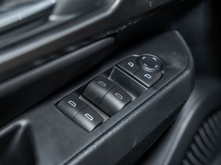 Chevrolet Equinox EV  2027 à St-Jérôme, Québec - 23 - w320h240px
