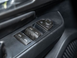 Chevrolet Equinox EV  2027 à St-Jérôme, Québec - 23 - w320h240px