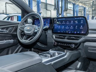 Chevrolet Equinox EV  2027 à St-Jérôme, Québec - 26 - w320h240px