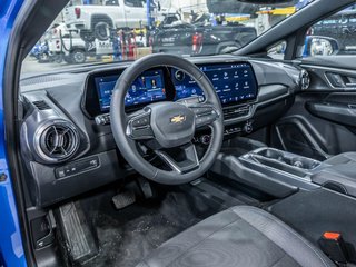 Chevrolet Equinox EV  2027 à St-Jérôme, Québec - 12 - w320h240px