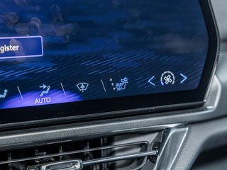 Chevrolet Equinox EV  2027 à St-Jérôme, Québec - 17 - w320h240px