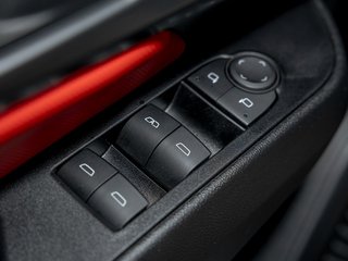 2025 Chevrolet Equinox EV in St-Jérôme, Quebec - 25 - w320h240px