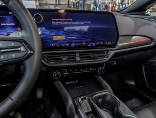 Chevrolet Equinox EV  2025 à St-Jérôme, Québec - 19 - w320h240px