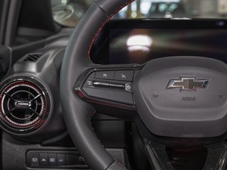 2025 Chevrolet Equinox EV in St-Jérôme, Quebec - 15 - w320h240px