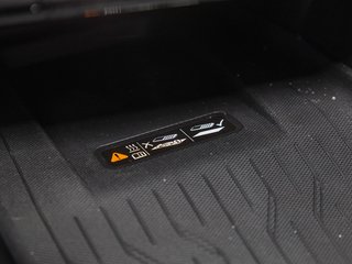 Chevrolet Equinox EV  2025 à St-Jérôme, Québec - 25 - w320h240px