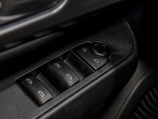 Chevrolet Equinox EV  2025 à St-Jérôme, Québec - 23 - w320h240px