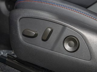 Chevrolet Equinox EV  2025 à St-Jérôme, Québec - 23 - w320h240px