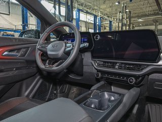 Chevrolet Equinox EV  2025 à St-Jérôme, Québec - 27 - w320h240px