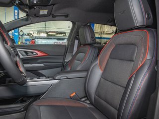 Chevrolet Equinox EV  2025 à St-Jérôme, Québec - 11 - w320h240px