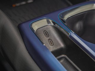 Chevrolet Equinox EV  2025 à St-Jérôme, Québec - 25 - w320h240px
