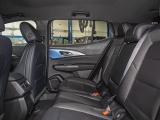 Chevrolet Equinox EV  2025 à St-Jérôme, Québec - 27 - w320h240px