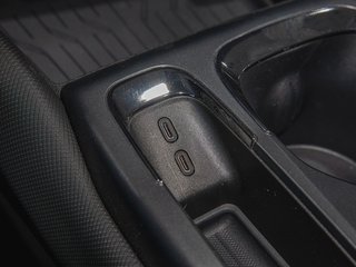 Chevrolet Equinox EV  2025 à St-Jérôme, Québec - 25 - w320h240px