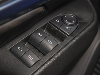 Chevrolet Equinox EV  2025 à St-Jérôme, Québec - 25 - w320h240px