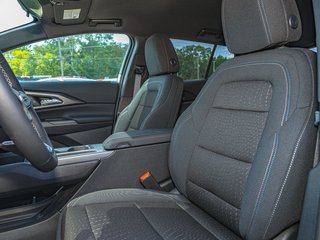 2025 Chevrolet Equinox EV in St-Jérôme, Quebec - 11 - w320h240px