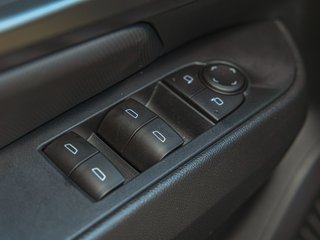 2025 Chevrolet Equinox EV in St-Jérôme, Quebec - 24 - w320h240px