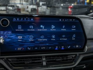 2025 Chevrolet Equinox EV in St-Jérôme, Quebec - 18 - w320h240px