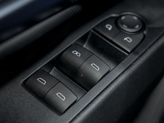 2025 Chevrolet Equinox EV in St-Jérôme, Quebec - 24 - w320h240px